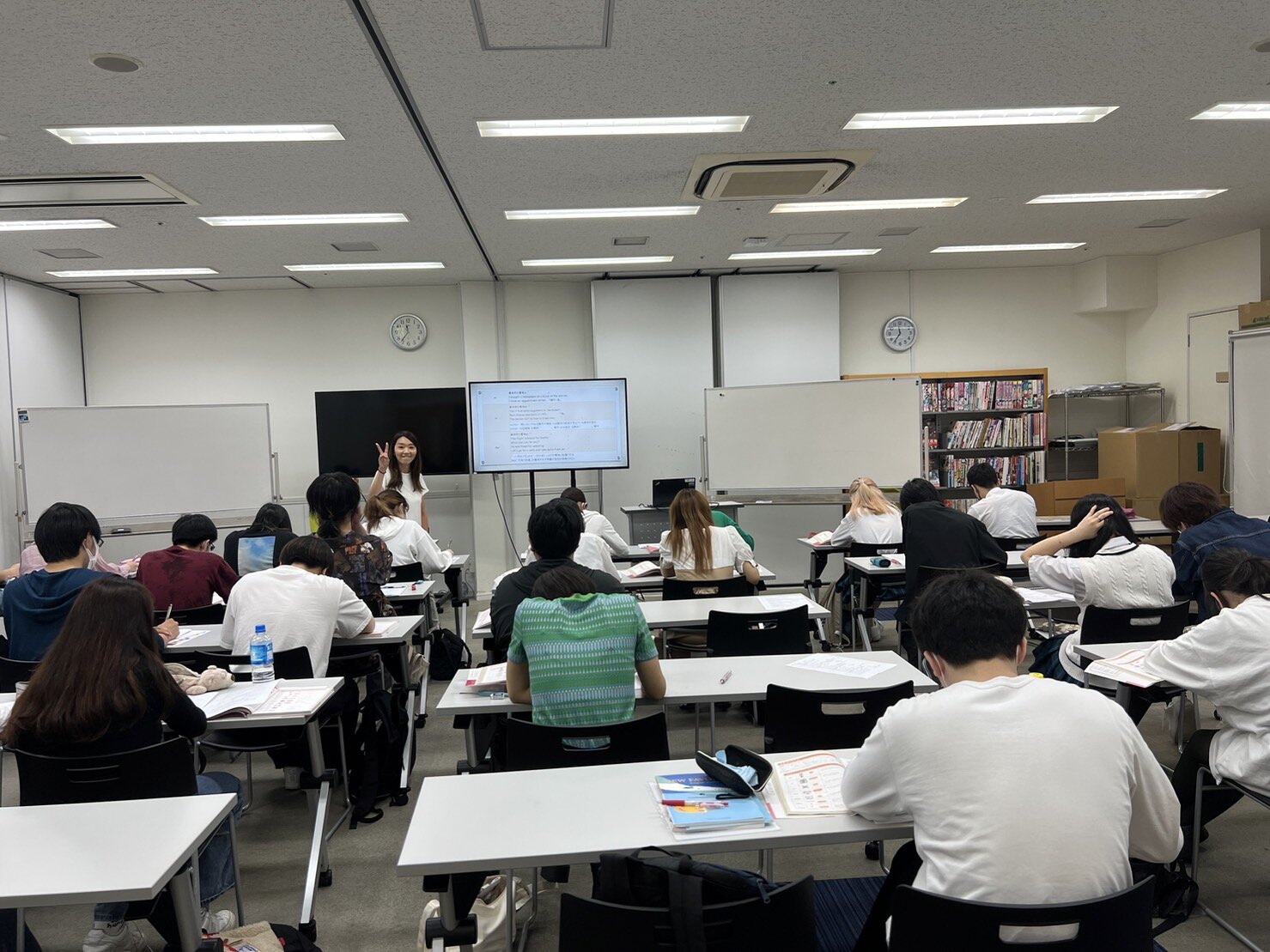 【横浜西口】夏季スクーリング始まりました！！✏✏📉📊