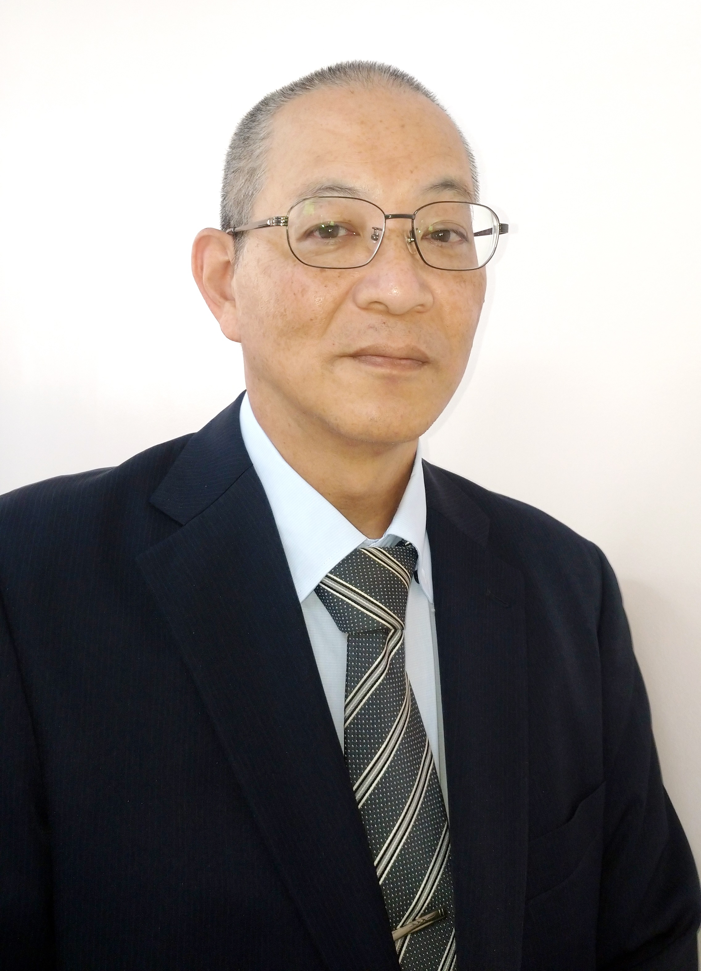 谷 修二郎校長